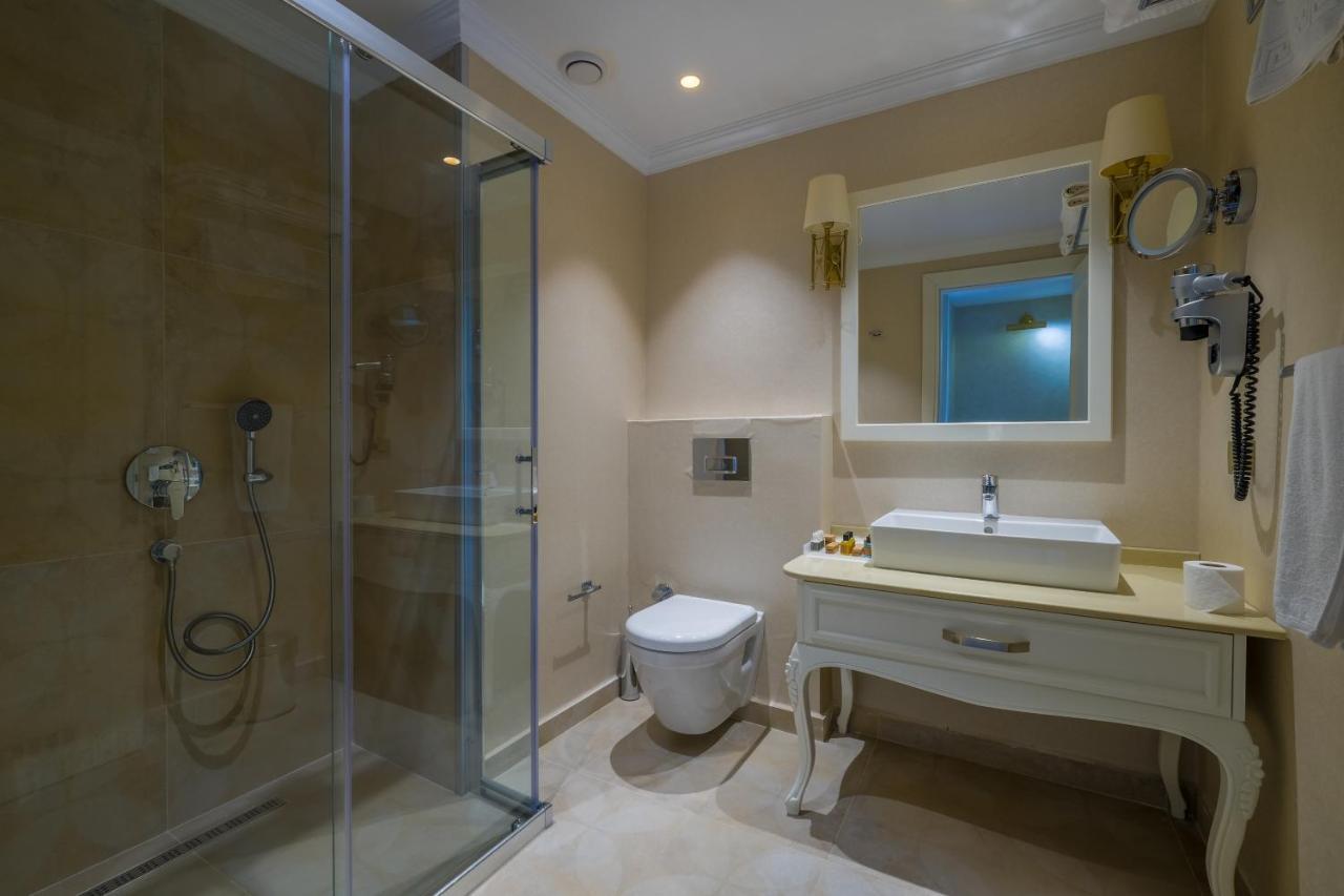 Grand Gocek Hotel ภายนอก รูปภาพ