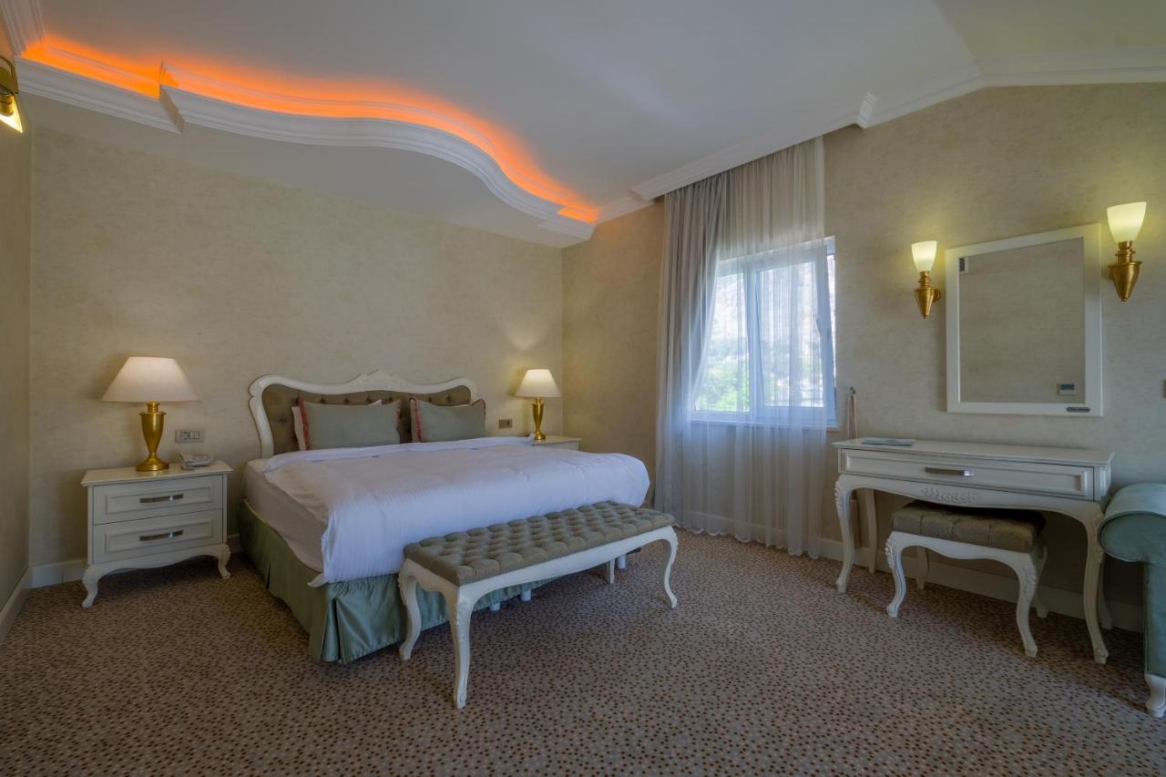 Grand Gocek Hotel ภายนอก รูปภาพ